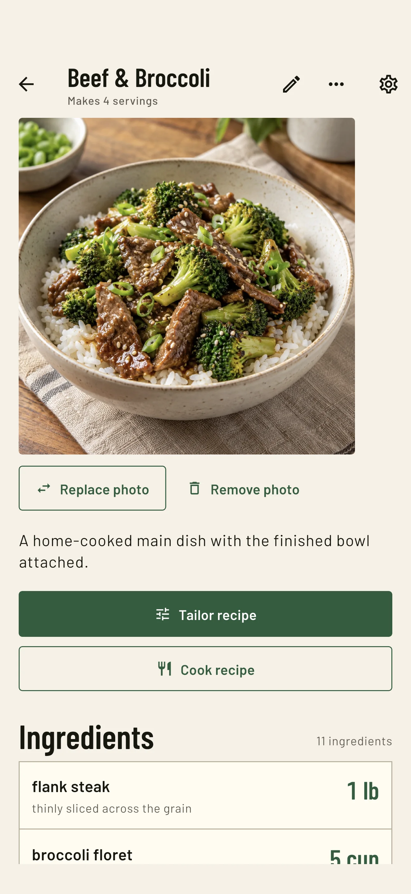 RecipeTailor recipe detail screen showing a saved beef and broccoli photo above the ingredients